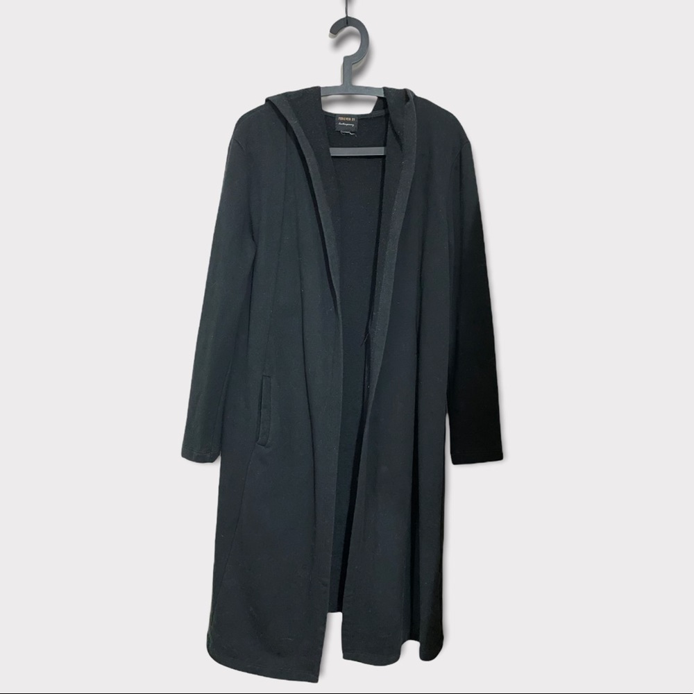 Forever 21 long black robe/cloak size L